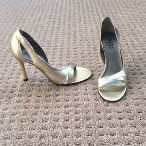 BCBG Paris gold heels